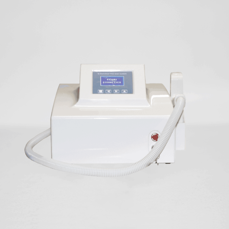 PMU wenkbrauwen verwijderen, veilig en effectief met de Ecuri Yag Laser